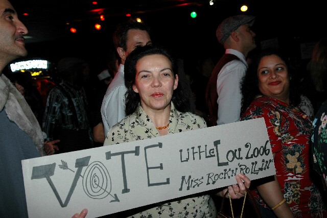 min 2006 11 25 riot 169